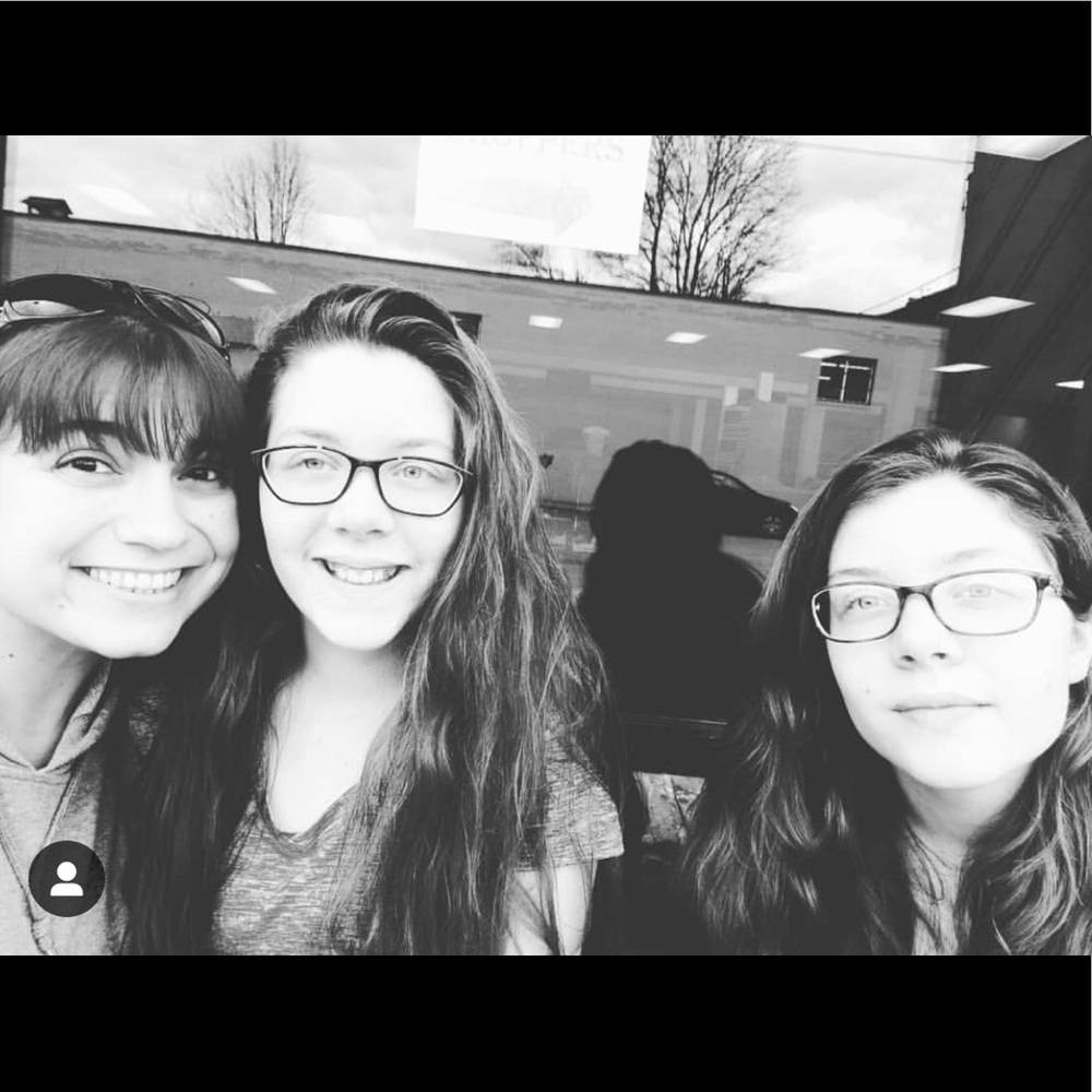 Meet your Posher, Makayla